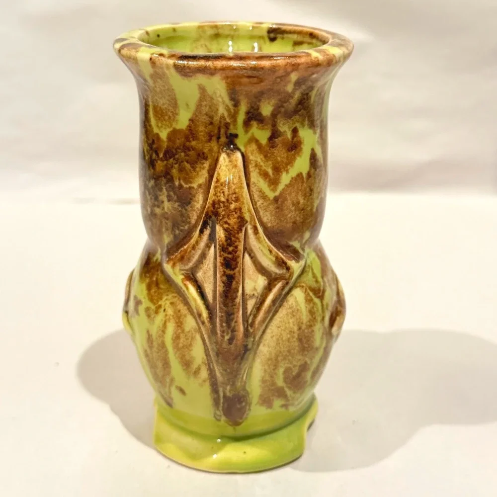 Vintage 1940s USA Art Pottery Vase Green Brown Mottled Drip Glaze Wing‎ Handles